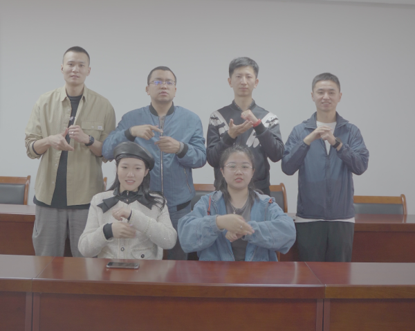身体残障也能成为英雄，这是电竞赛场的“无声战队”