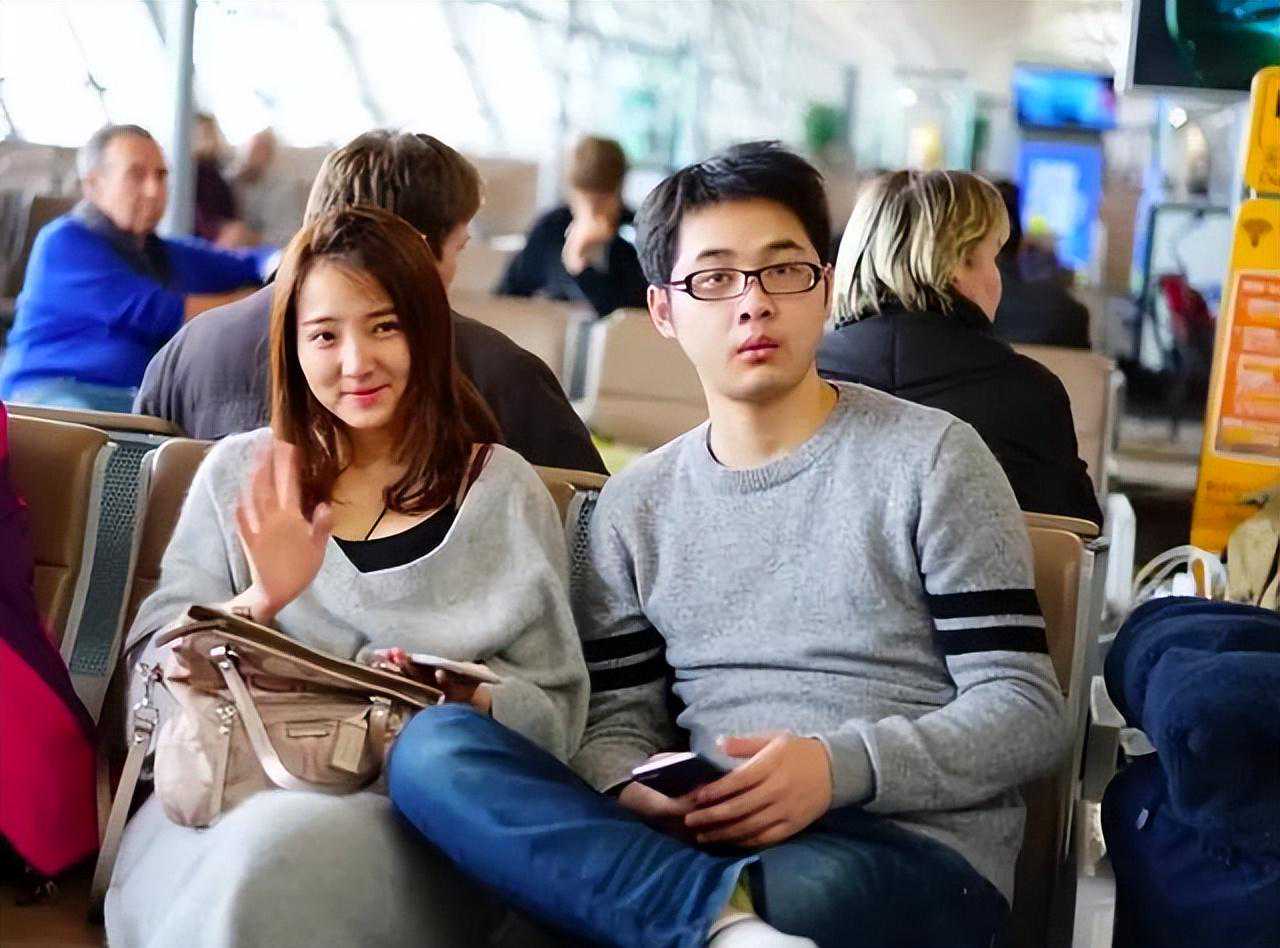 DOTA2：GTMDDWH破案了，DC老师故事会公开表示没有向沐沐表白过